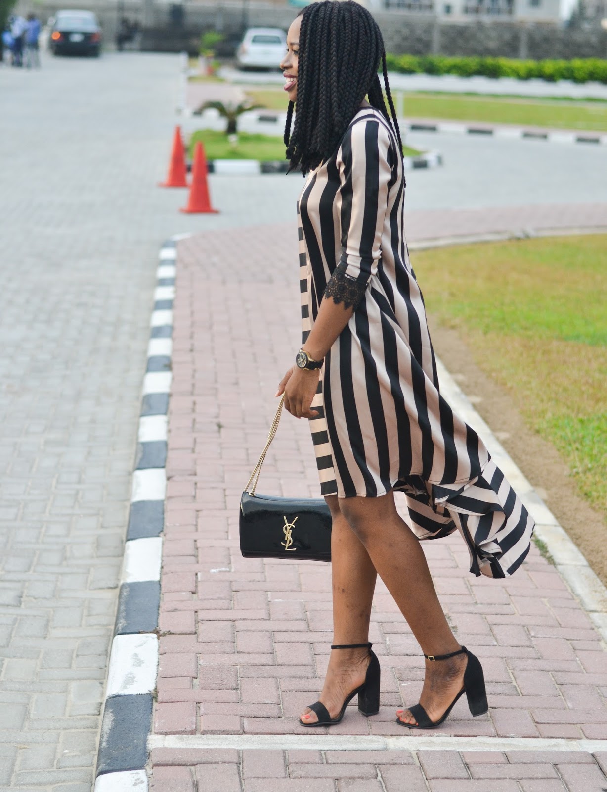 Vertical striped dress clearance outfit